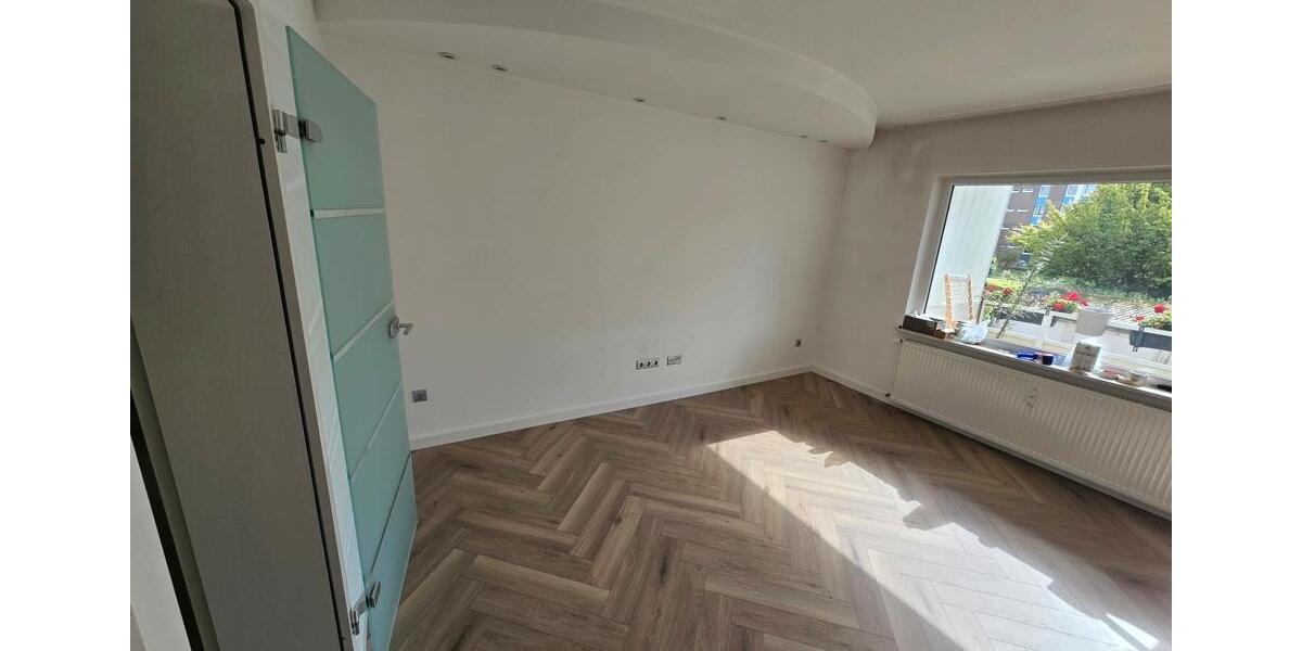 Etagenwohnung Krefeld Dießem - 4 Zimmer, 84 m&sup2;, 1.100&euro; | Angebot:27625920