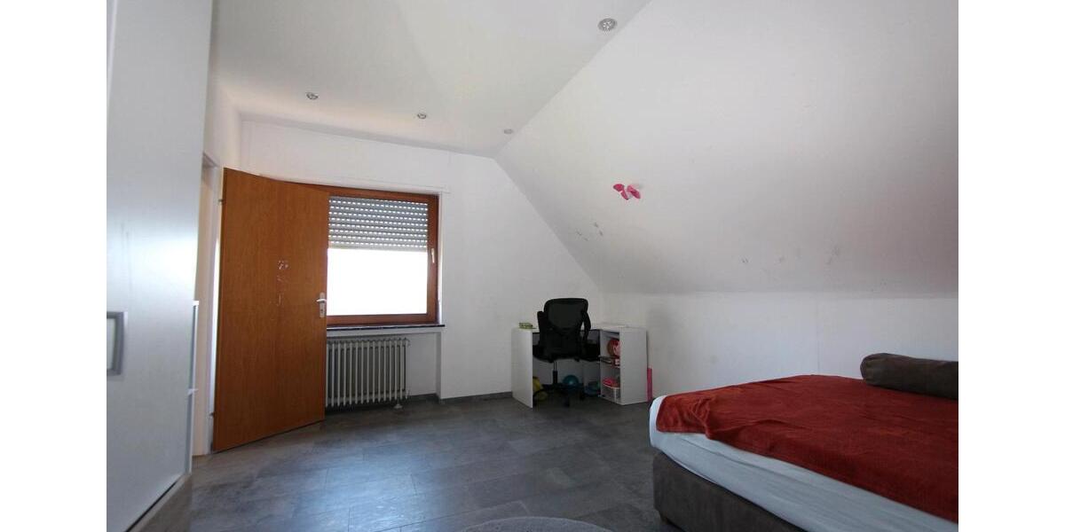 Einfamilienhaus Nettetal - 5 Zimmer, 150 m&sup2;, 430.000&euro; | Angebot:25852245