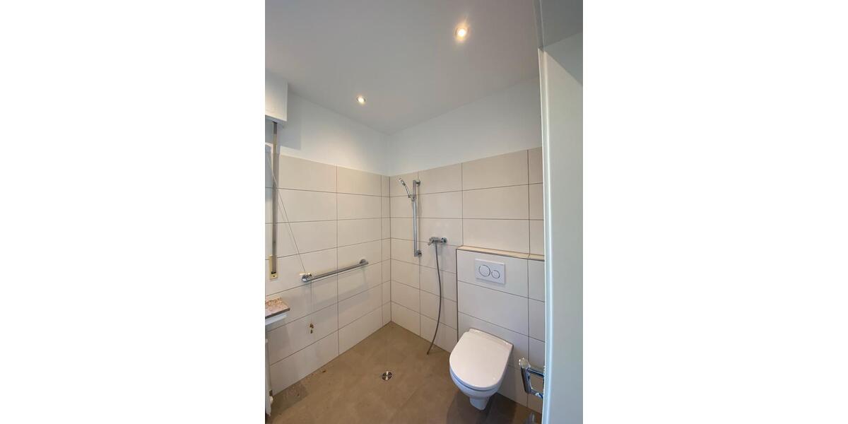 Terrassenwohnung Grevenbroich - 1 Zimmer, 52 m&sup2;, 550&euro; | Angebot:25874634