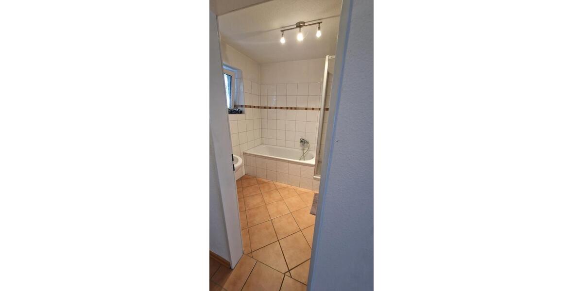 Etagenwohnung Krefeld Hüls - 2 Zimmer, 62 m&sup2;, 500&euro; | Angebot:26648935