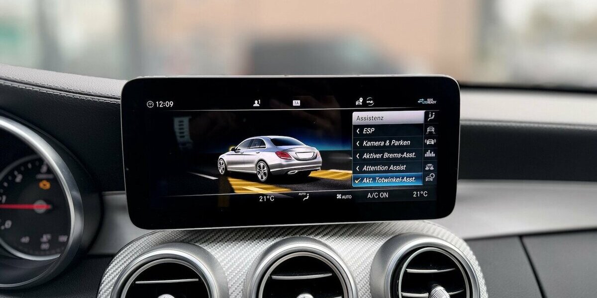 Mercedes-Benz C 220 Designo / AMG / LED / 360° Cam / Allrad 220.000 km 20.990 &euro; Mönchengladbach 41066