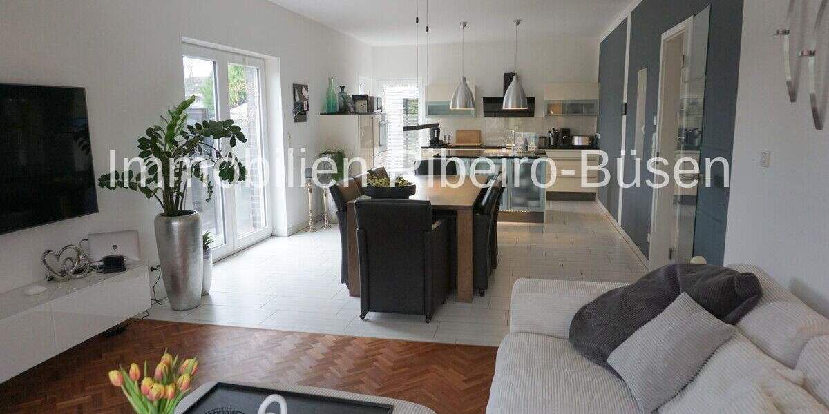 Einfamilienhaus Mönchengladbach / Bettrath-Hoven Bettrath - 5 Zimmer, 175 m&sup2;, 945.000&euro; | Angebot:25698225