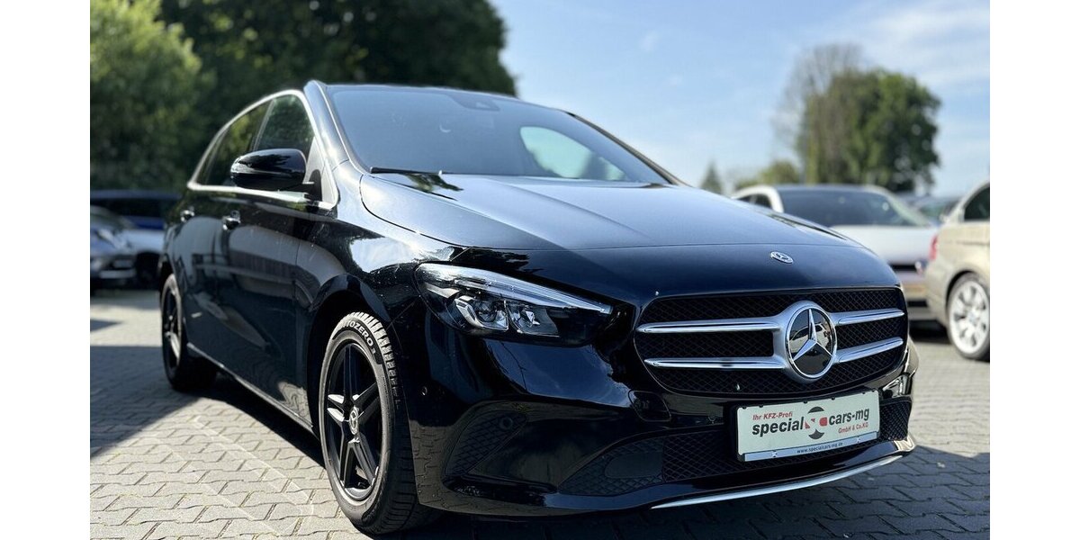 Mercedes-Benz B 200 d Comand Online / Kamera / Teilleder / DAB 34.000 km 25.290 &euro; Mönchengladbach 41066