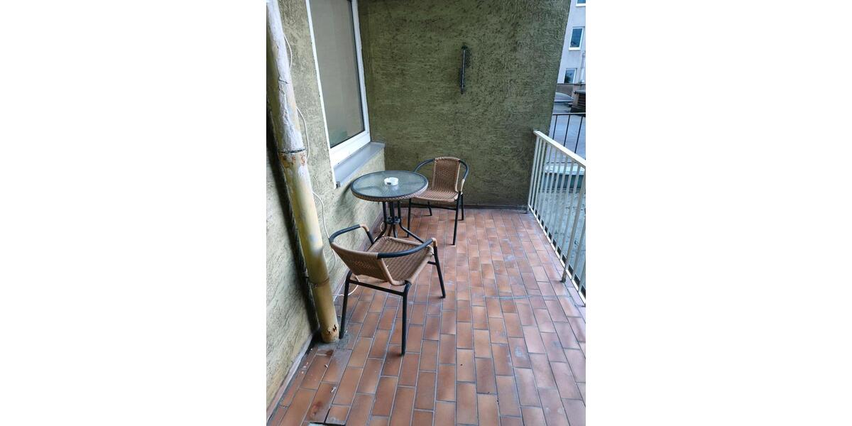 Etagenwohnung Düsseldorf Stadtbezirk 3 - 1 Zimmer, 33 m&sup2;, 1.300&euro; | Angebot:25404171