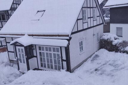 Haus Duisburg Hamborn - 4 Zimmer, 900&euro; | Angebot:23381666