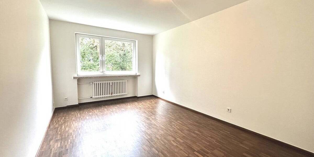 Etagenwohnung Neuss Gnadental - 4 Zimmer, 140 m&sup2;, 1.550&euro; | Angebot:26641440
