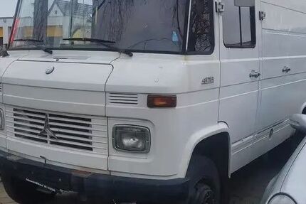 Mercedes-Benz 400 17.000 km 4.900 &euro; Krefeld 47807