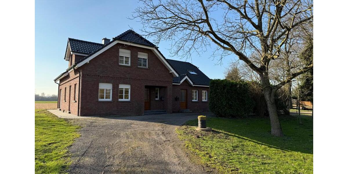 Etagenwohnung Neukirchen-Vluyn Vluyn - 3 Zimmer, 100 m&sup2;, 1.290&euro; | Angebot:25831679