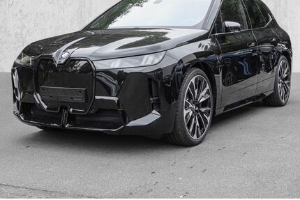BMW iX 8.910 km 78.499 &euro; Mettmann 40822