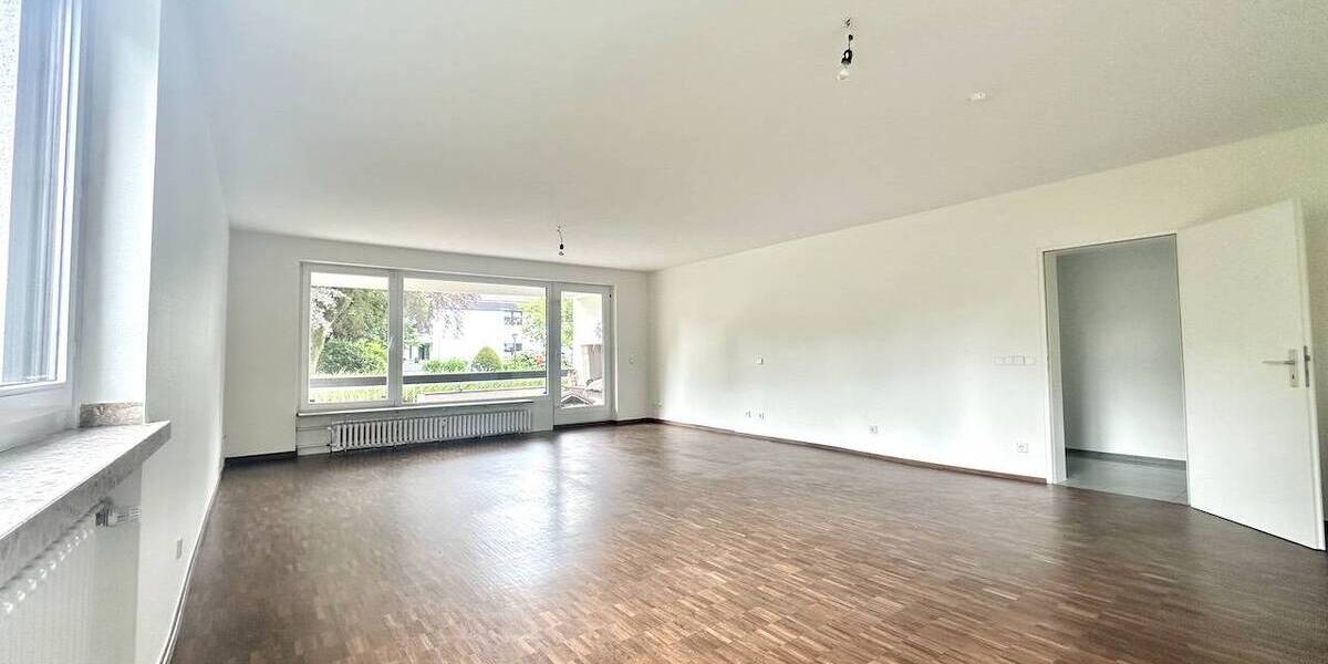 Etagenwohnung Neuss Gnadental - 4 Zimmer, 140 m&sup2;, 1.550&euro; | Angebot:26641440