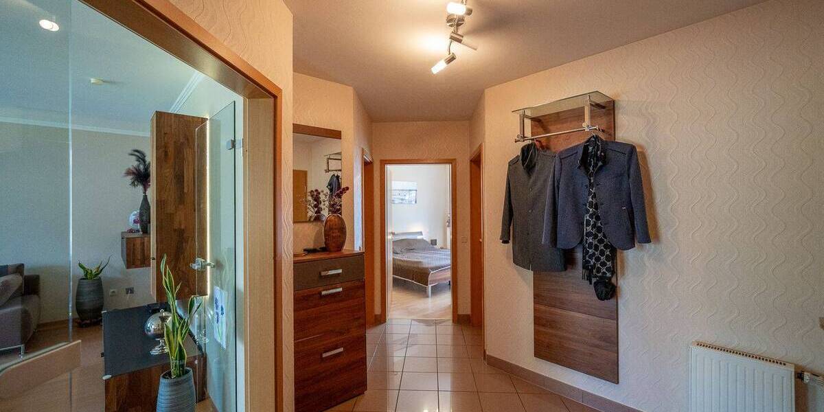 Etagenwohnung Erkelenz - 3 Zimmer, 77 m&sup2;, 239.000&euro; | Angebot:25742114