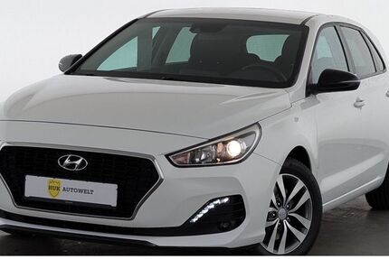 Hyundai i30 66.130 km 14.360 &euro; Düsseldorf 40599