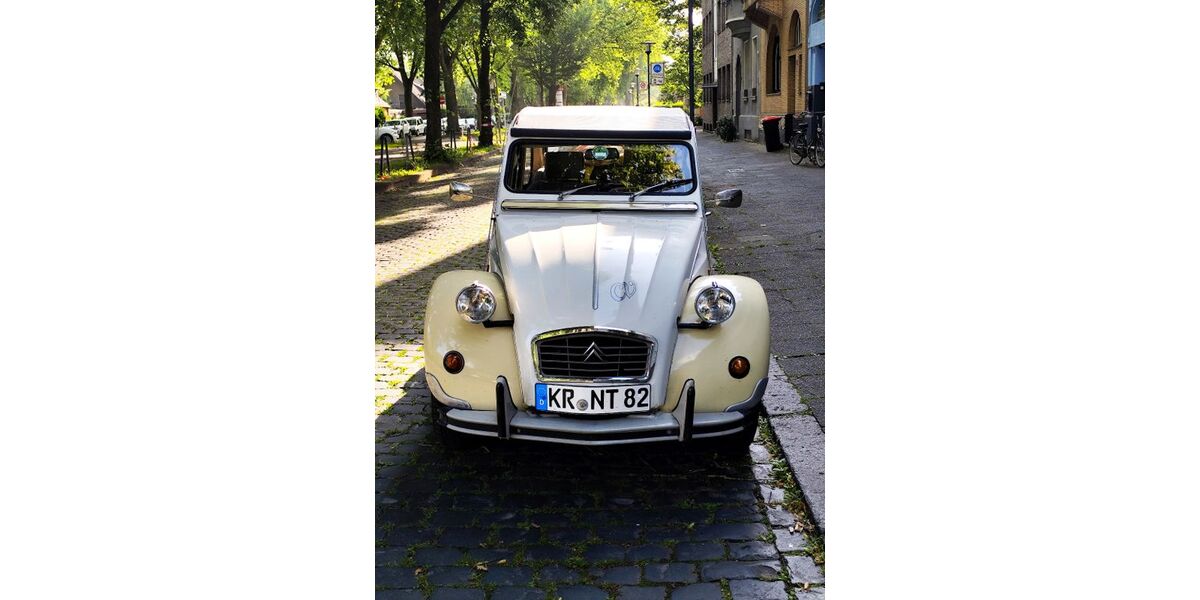 Citroen 2 CV 103.500 km 9.500 &euro; Krefeld 47799