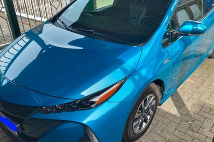 Toyota Prius 64.900 km 18.000 &euro; Meerbusch 40668