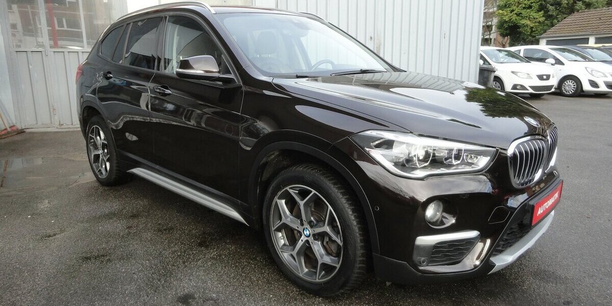 BMW X1 20 d xLine 4x4 Autom Navi Leder SHZ PDC LED 208.000 km 14.999 &euro; Neuss 41462