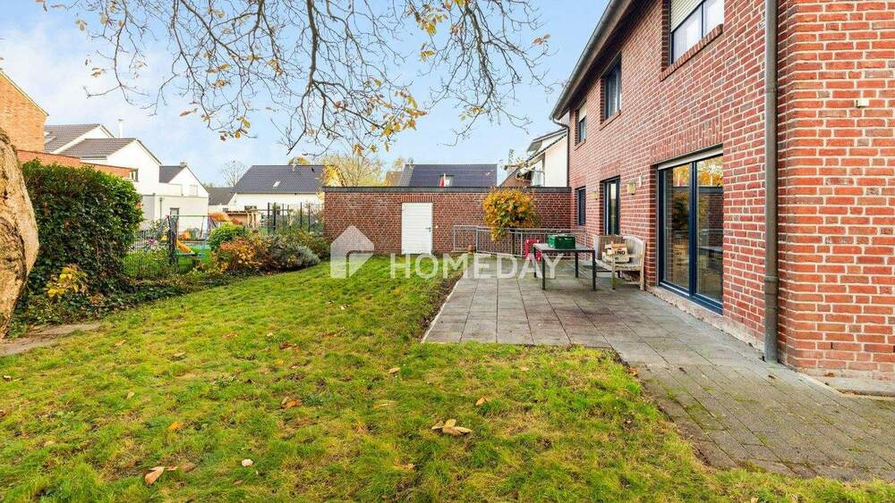 Einfamilienhaus Neuss Holzheim - 7 Zimmer, 253 m&sup2;, 899.000&euro; | Angebot:25694090