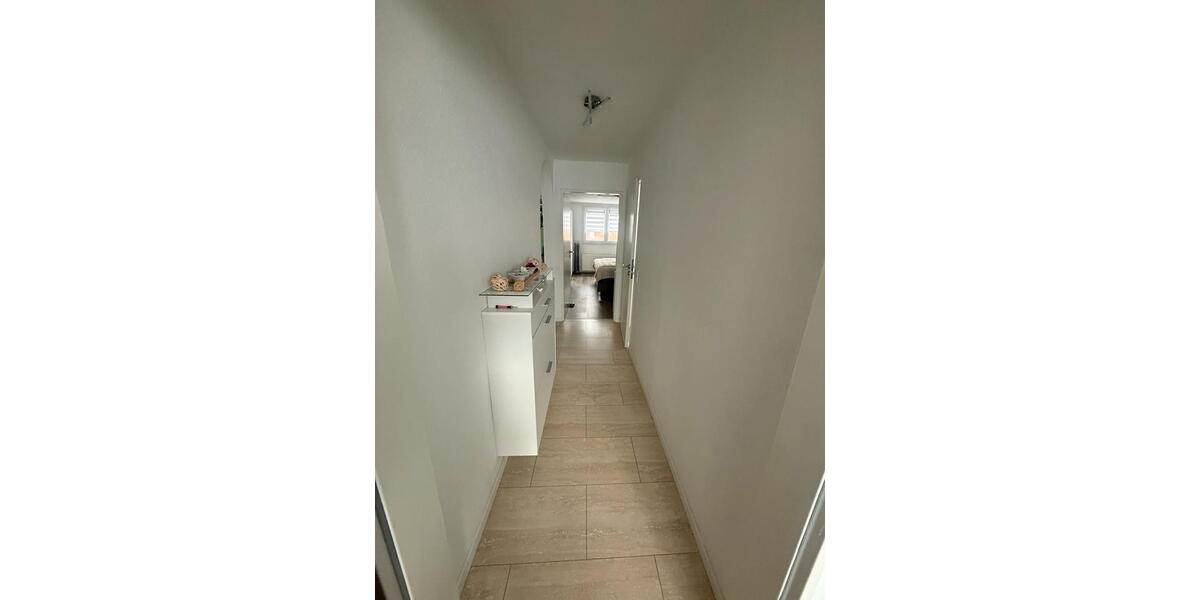 Dachgeschoßwohnung Neuss Allerheiligen - 3 Zimmer, 76 m&sup2;, 260.000&euro; | Angebot:27070841