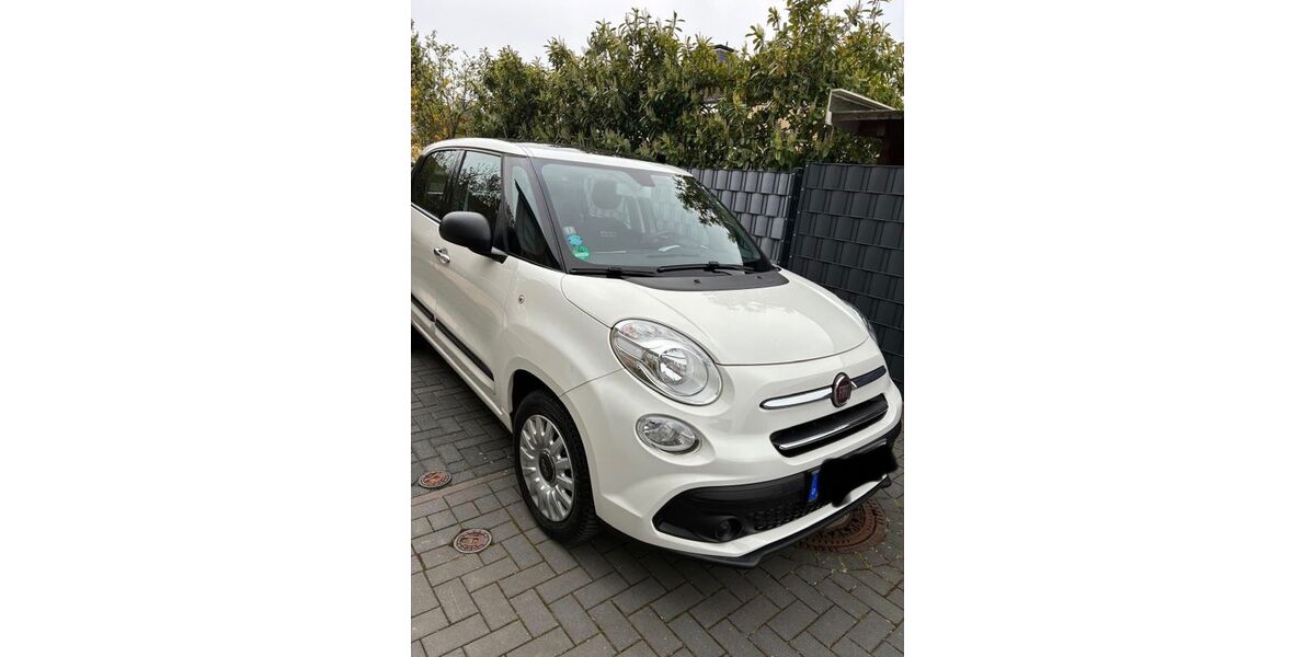 Fiat 500L 77.000 km 9.200 &euro; Duisburg 47228