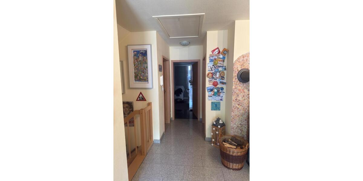 Dachgeschoßwohnung Duisburg Duisburg-Mitte - 2.5 Zimmer, 65 m&sup2;, 195.000&euro; | Angebot:26815438