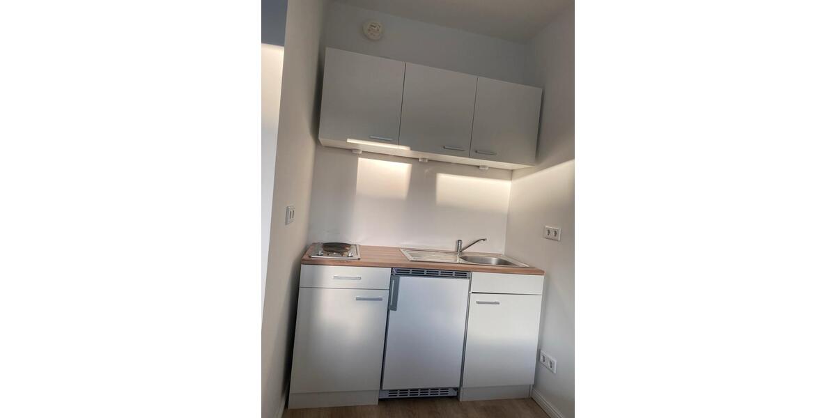 Etagenwohnung Düsseldorf Oberbilk - 2 Zimmer, 45 m&sup2;, 875&euro; | Angebot:24842486