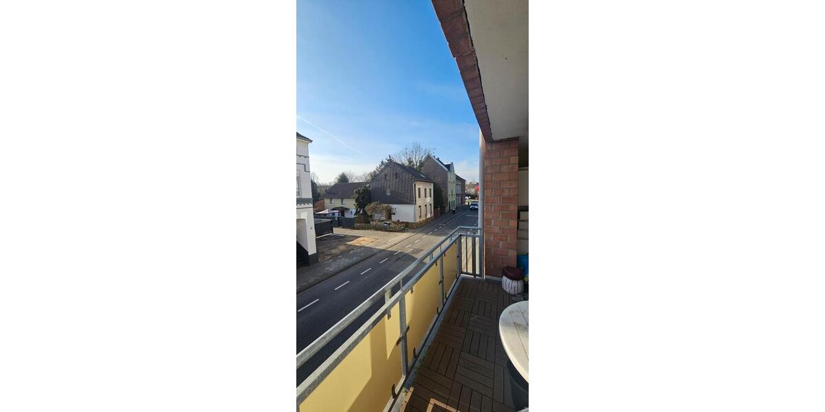 Etagenwohnung Mönchengladbach Süd - 4 Zimmer, 100 m&sup2;, 235.000&euro; | Angebot:27018528