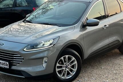Ford Kuga 224.805 km 13.999 &euro; Duisburg 47137
