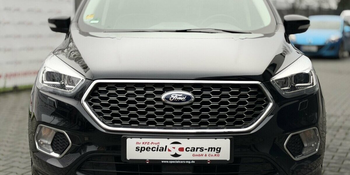 Ford Kuga Vignale / Panorama / Kamera / Keyless GO 34.000 km 22.490 &euro; Mönchengladbach 41066
