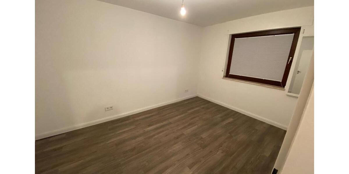 Erdgeschoßwohnung Kaarst - 2 Zimmer, 72 m&sup2;, 265.000&euro; | Angebot:27024014