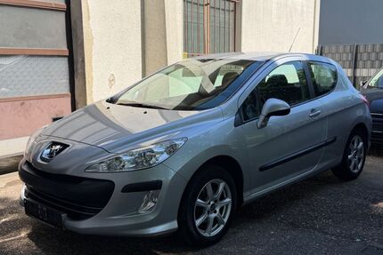 Peugeot 308 87.000 km 2.990 &euro; Mülheim an der ruhr 45475