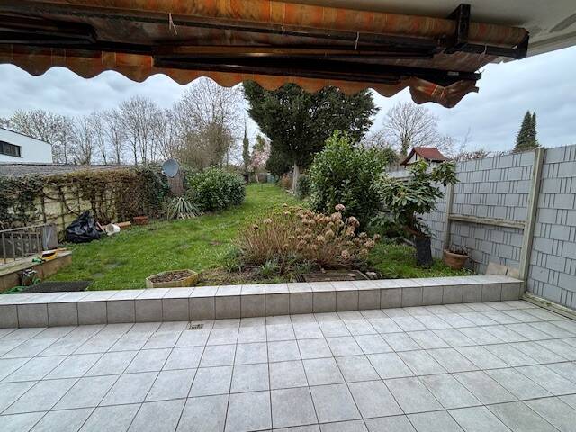 Etagenwohnung Mönchengladbach Wetschewell - 3 Zimmer, 90 m&sup2;, 800&euro; | Angebot:25986512