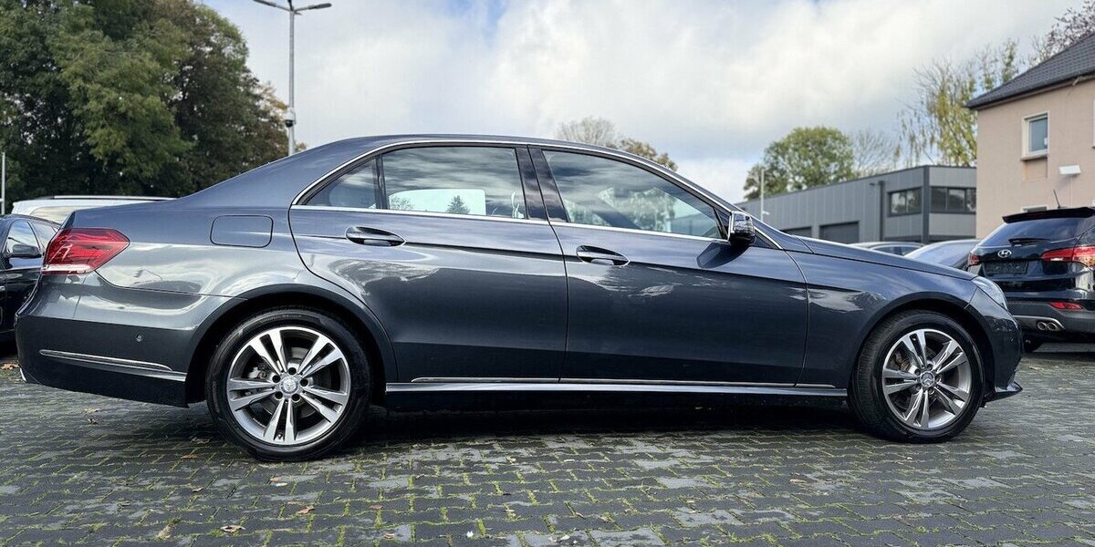 Mercedes-Benz E 350 d/ PANO / Kamera / Leder / Navi / EURO 6 100.000 km 22.290 &euro; Mönchengladbach 41066