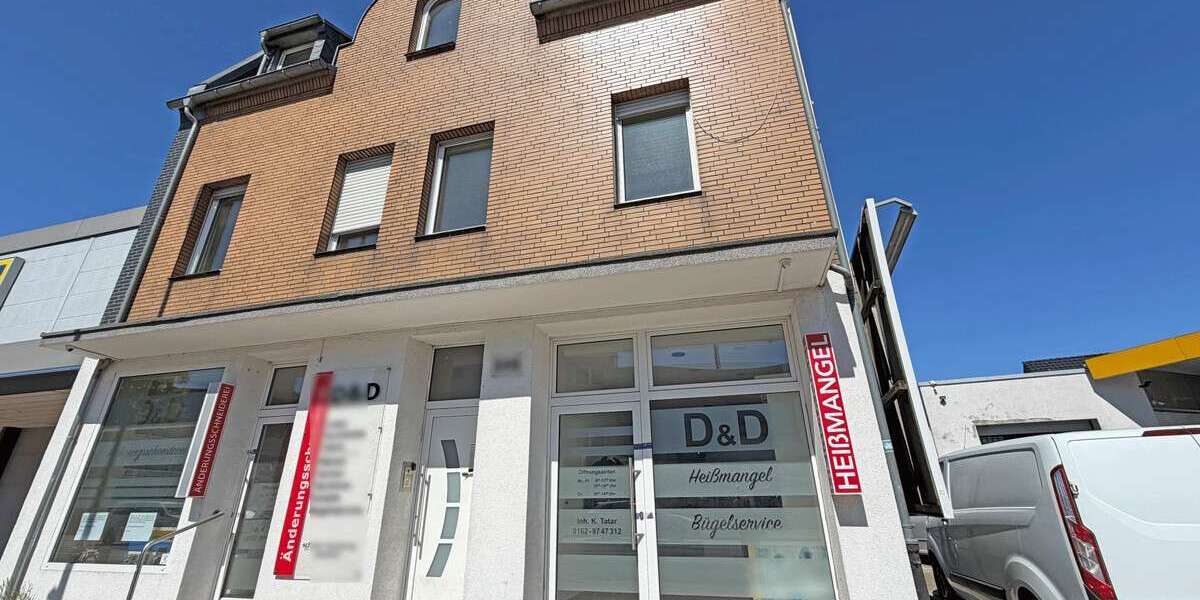 Einfamilienhaus Moers Hochstraß - 8 Zimmer, 221 m&sup2;, 150.000&euro; | Angebot:26423922