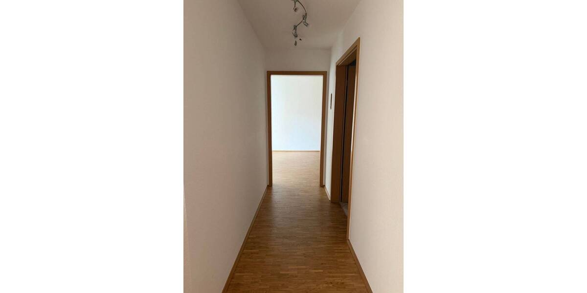 Etagenwohnung Duisburg Neudorf-Süd - 2 Zimmer, 72 m&sup2;, 730&euro; | Angebot:26834217