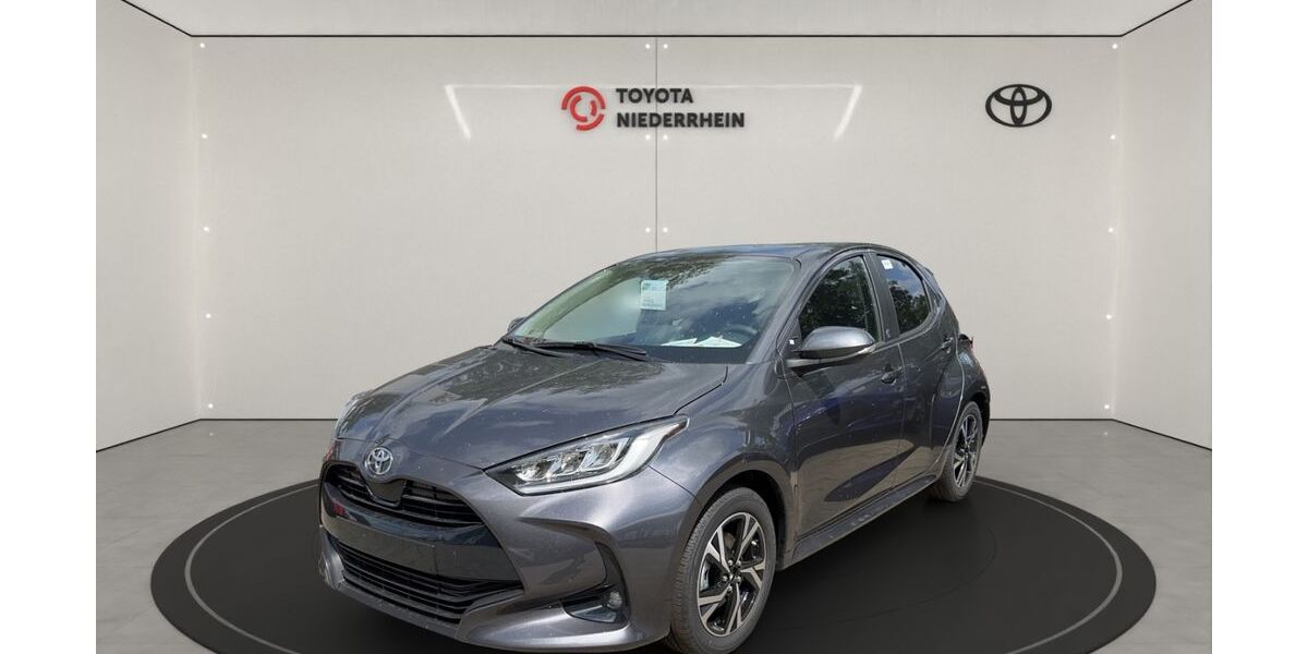 Toyota Yaris 11.670 km 22.470 &euro; Krefeld 47809