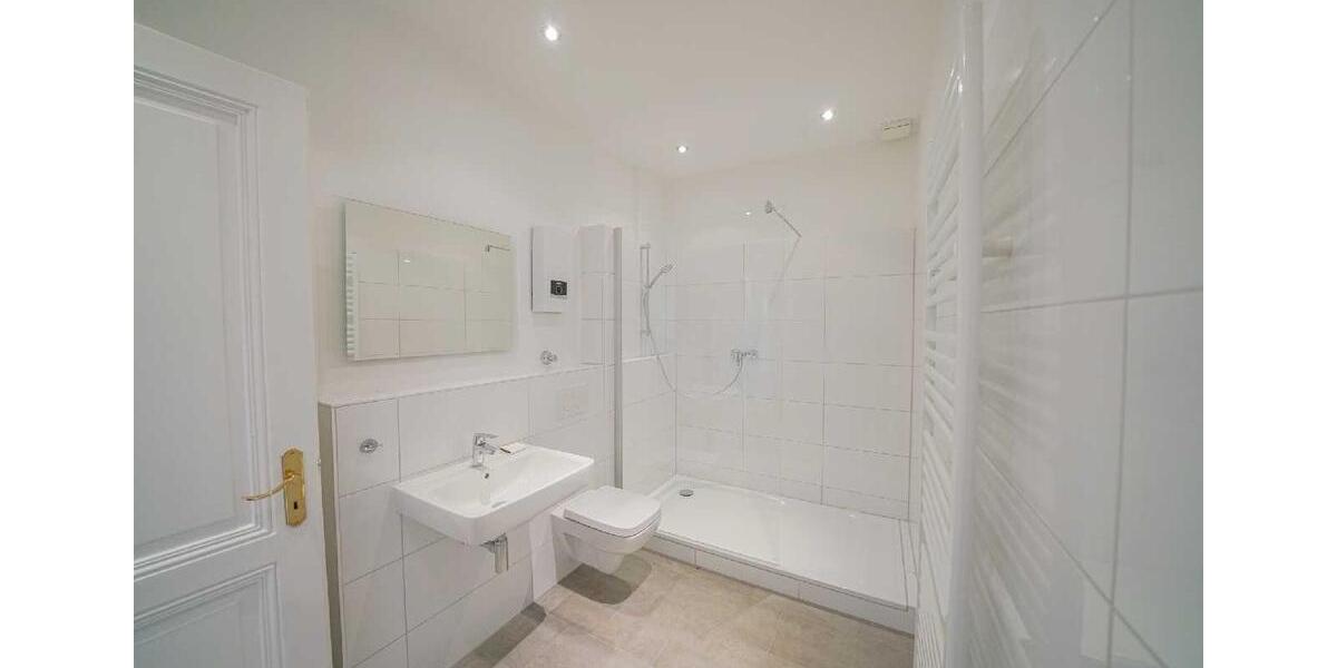 Etagenwohnung Ratingen - 2 Zimmer, 65 m&sup2;, 950&euro; | Angebot:25084531