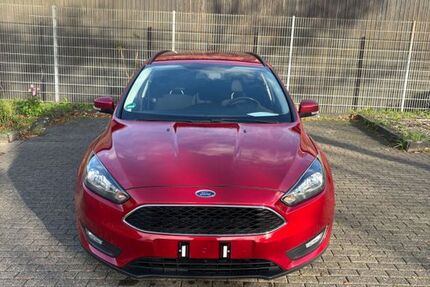 Ford Focus 105.454 km 5.999 &euro; Mülheim an der Ruhr 45475