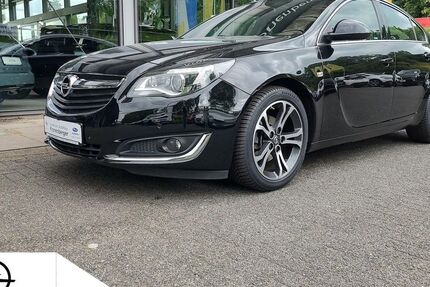 Opel Insignia 69.500 km 12.990 &euro; Düsseldorf 40625