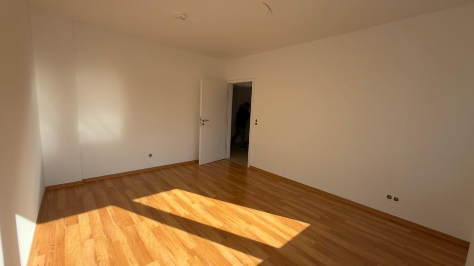 Etagenwohnung Düsseldorf Pempelfort - 3 Zimmer, 93 m&sup2;, 1.440&euro; | Angebot:26663995
