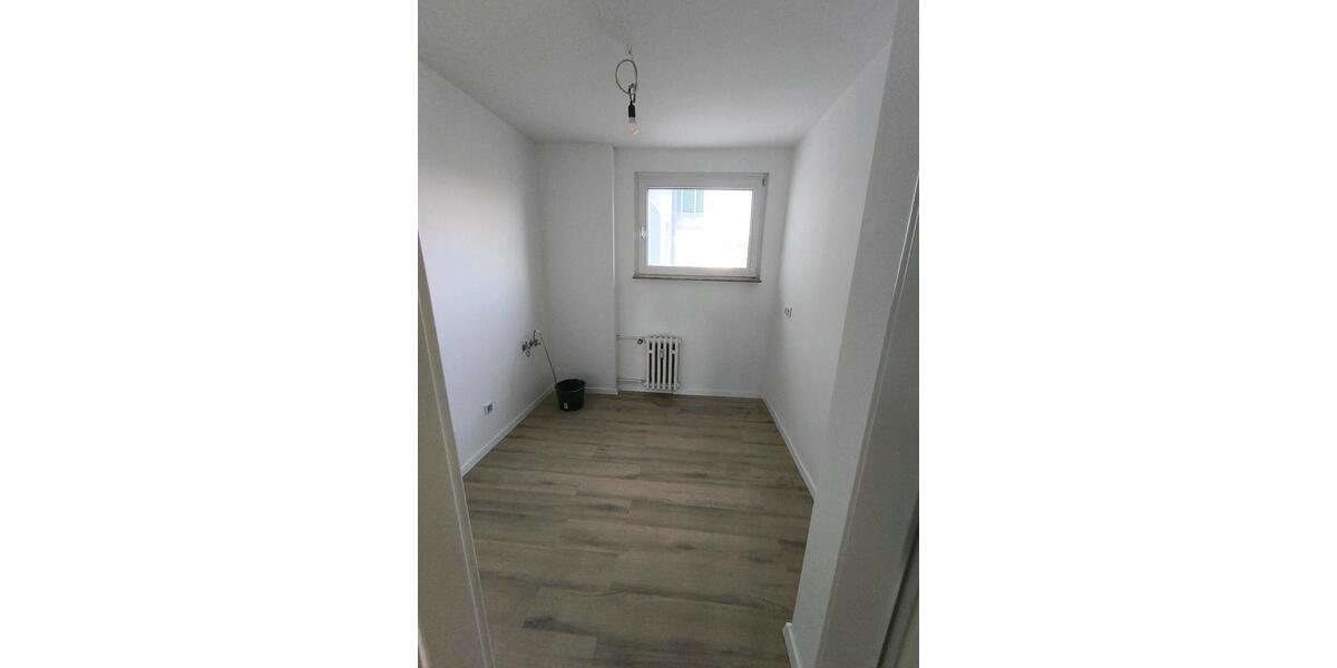 Etagenwohnung Duisburg Angerhausen - 3.5 Zimmer, 67 m&sup2;, 720&euro; | Angebot:26036534