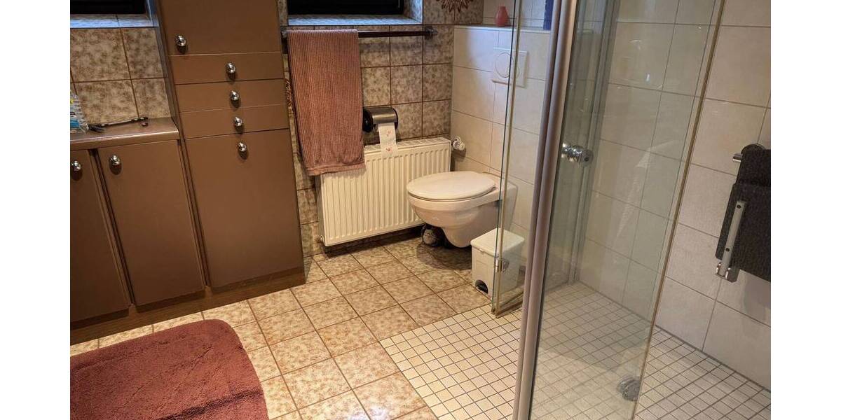 Mehrfamilienhaus, Wohnhaus Erkelenz Houverath - 8 Zimmer, 186 m&sup2;, 429.000&euro; | Angebot:25773444