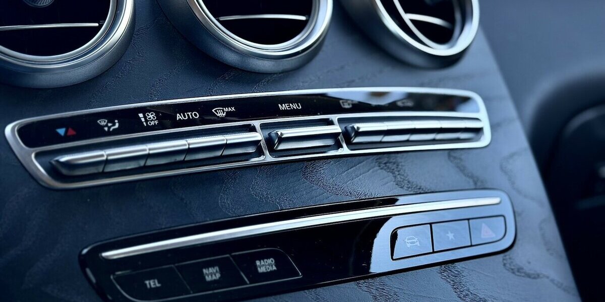 Mercedes-Benz GLC 220 d 4Matic / 1.Hd / MBUX / Kamera / Leder 99.000 km 32.490 &euro; Mönchengladbach 41066