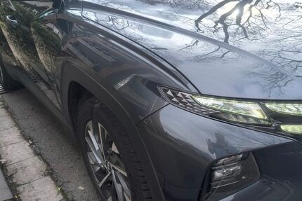 Hyundai TUCSON 268.600 km 15.399 &euro; Neuss 41460