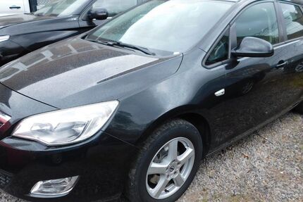 Opel Astra 308.241 km 2.399 &euro; Mülheim 45473