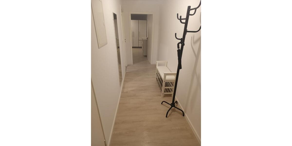 Dachgeschoßwohnung Krefeld - 1 Zimmer, 41 m&sup2;, 600&euro; | Angebot:25968676