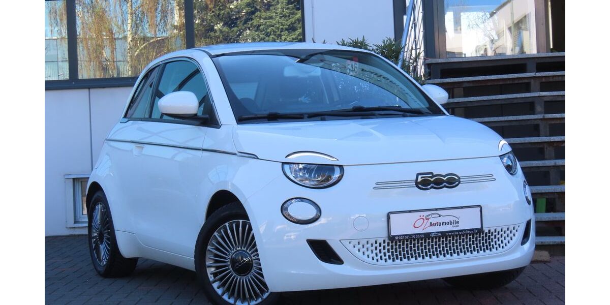 Fiat 500e 12.224 km 17.900 &euro; Neuss 41469