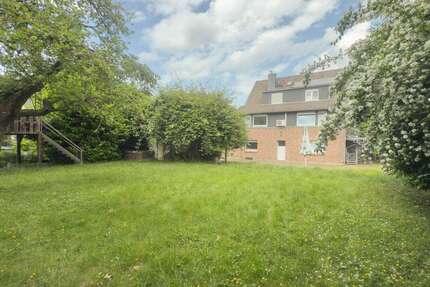 Haus Düsseldorf Stadtbezirk 8 - 12 Zimmer, 226 m&sup2;, 775.000&euro; | Angebot:22652412