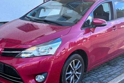Toyota Verso 264.415 km 3.899 &euro; Mülheim an der Ruhr 45473