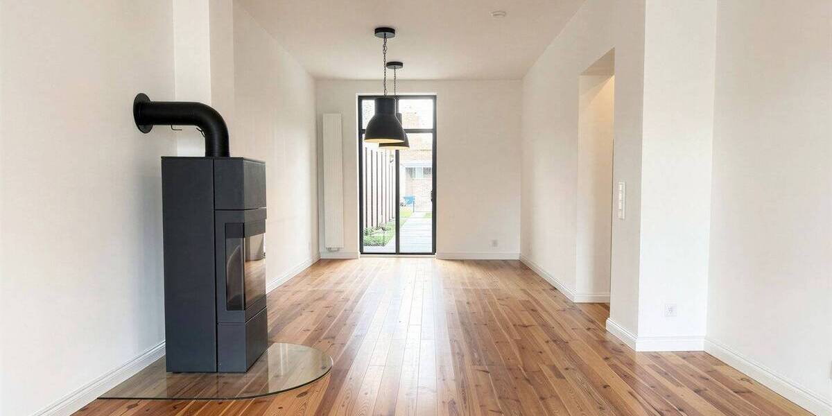 Reihenmittelhaus Mönchengladbach Rheydt - 6 Zimmer, 188 m&sup2;, 1.850&euro; | Angebot:26642814