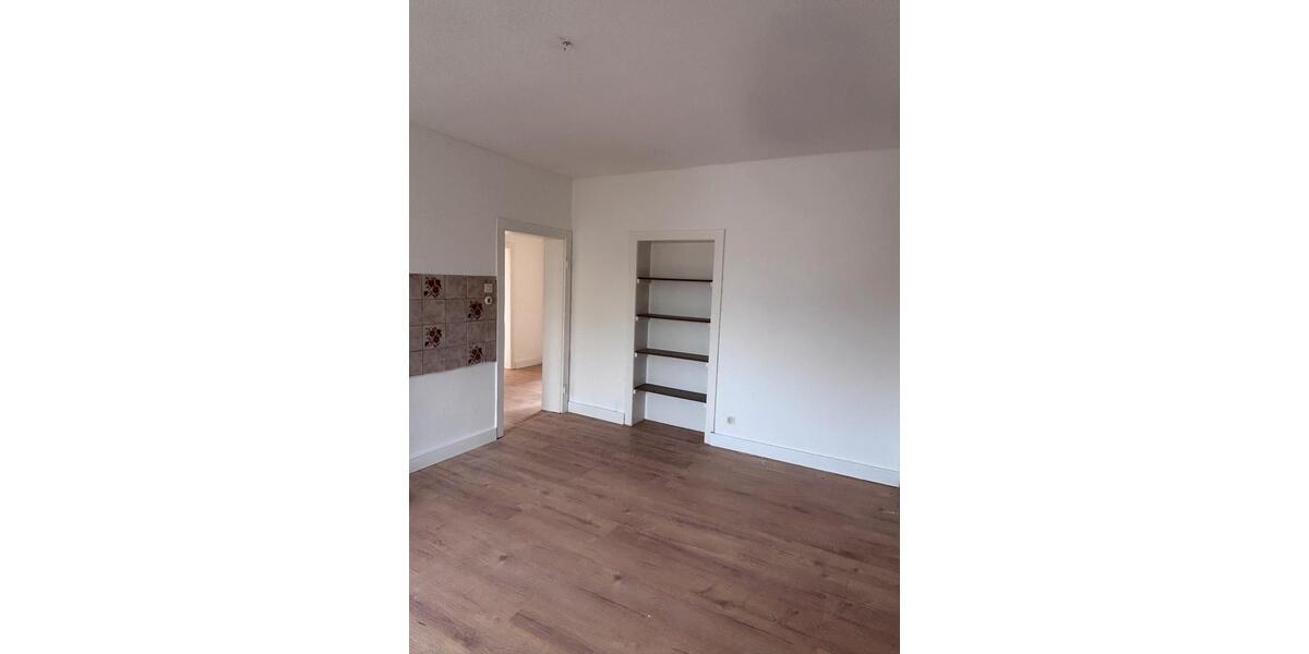 Etagenwohnung Mönchengladbach Nord - 3 Zimmer, 90 m&sup2;, 1.250&euro; | Angebot:25891406