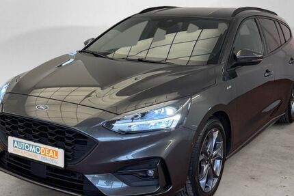 Ford Focus 70.371 km 15.989 &euro; Duisburg 47138